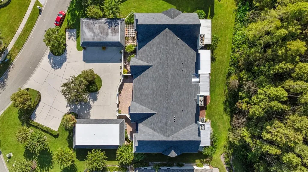 18756 Wimbledon Circle Lutz FL 33558