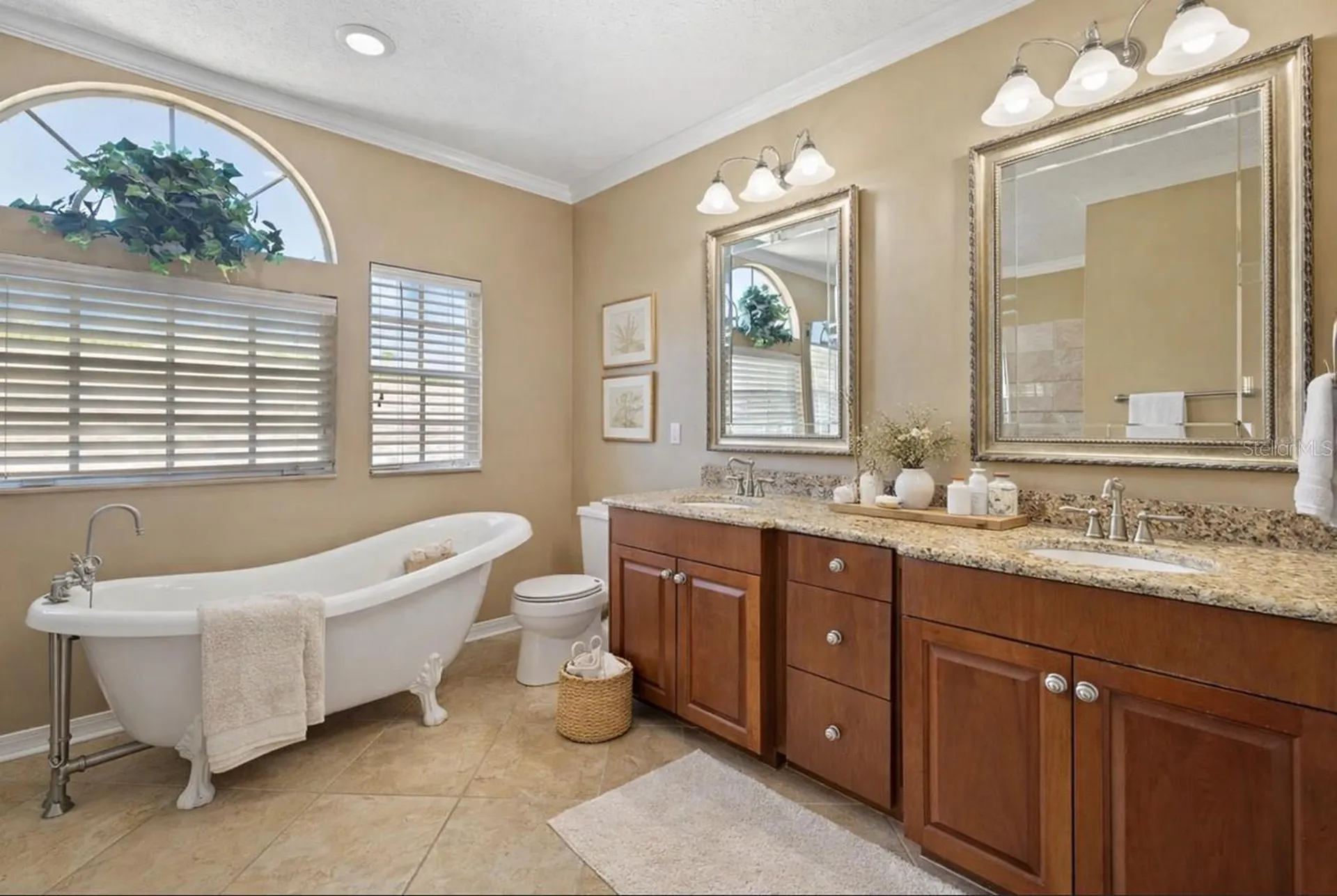 18756 Wimbledon Circle Lutz FL 33558