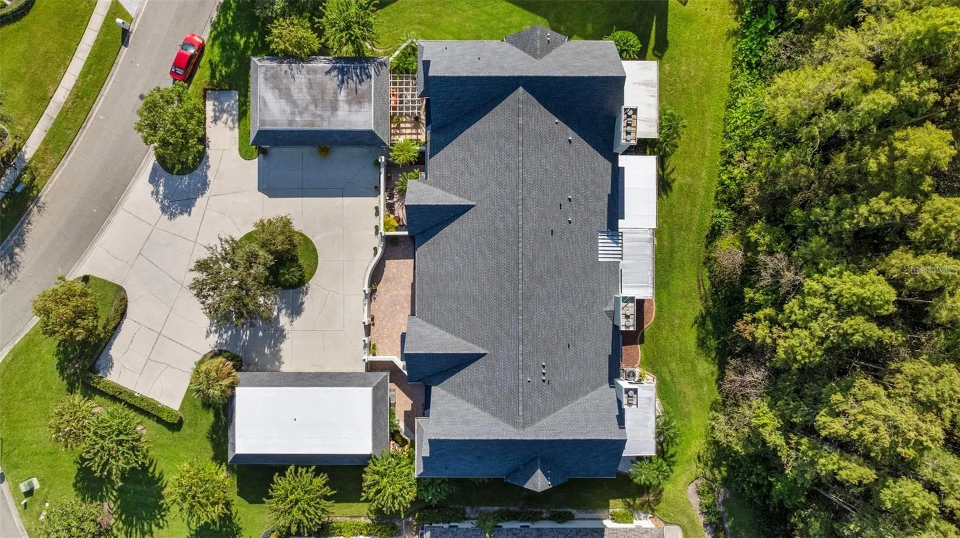 18756 Wimbledon Circle Lutz FL 33558