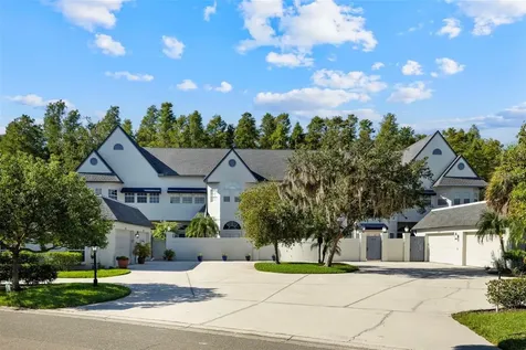 18756 Wimbledon Circle Lutz FL 33558