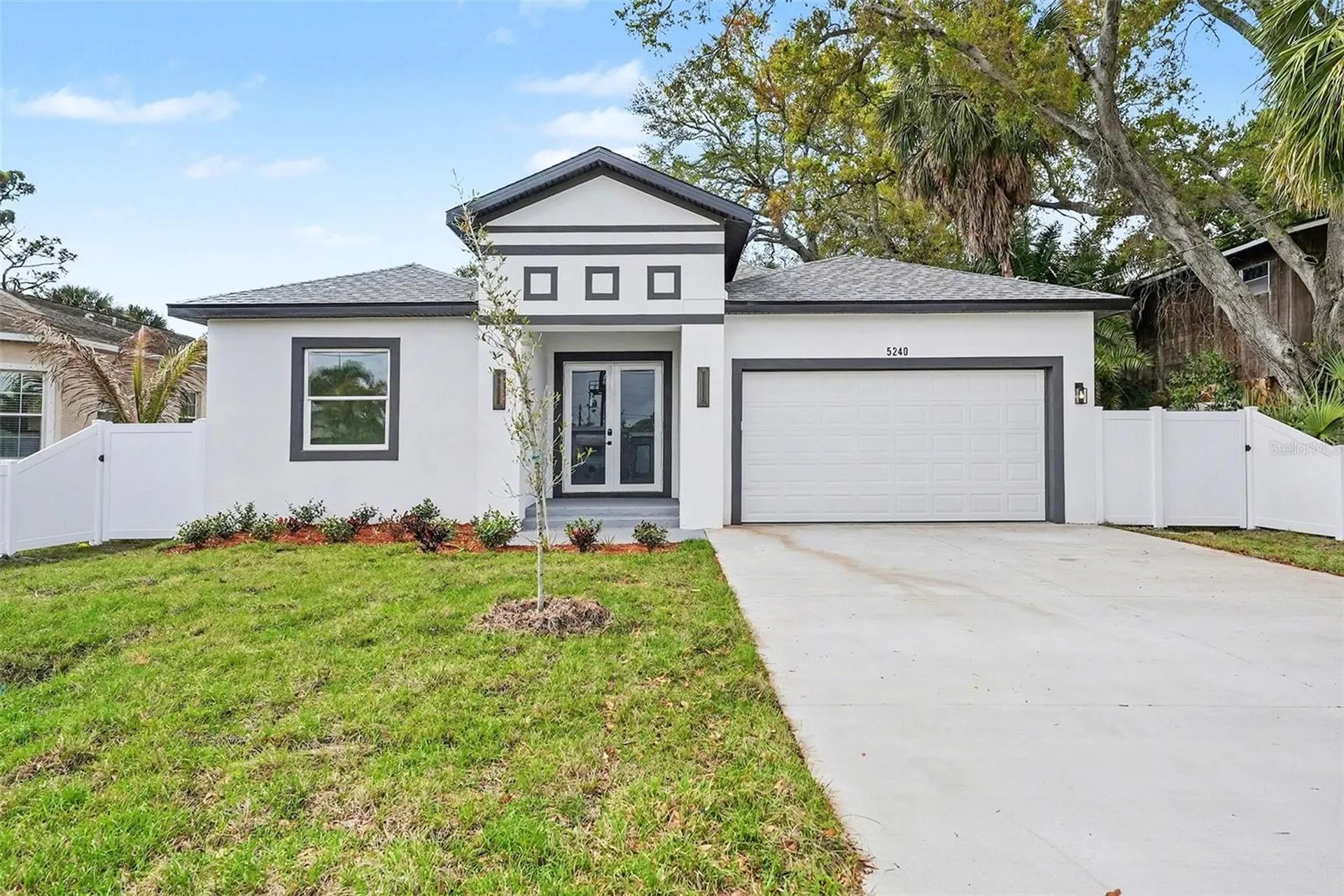 5240 66th Way N St Petersburg FL 33709