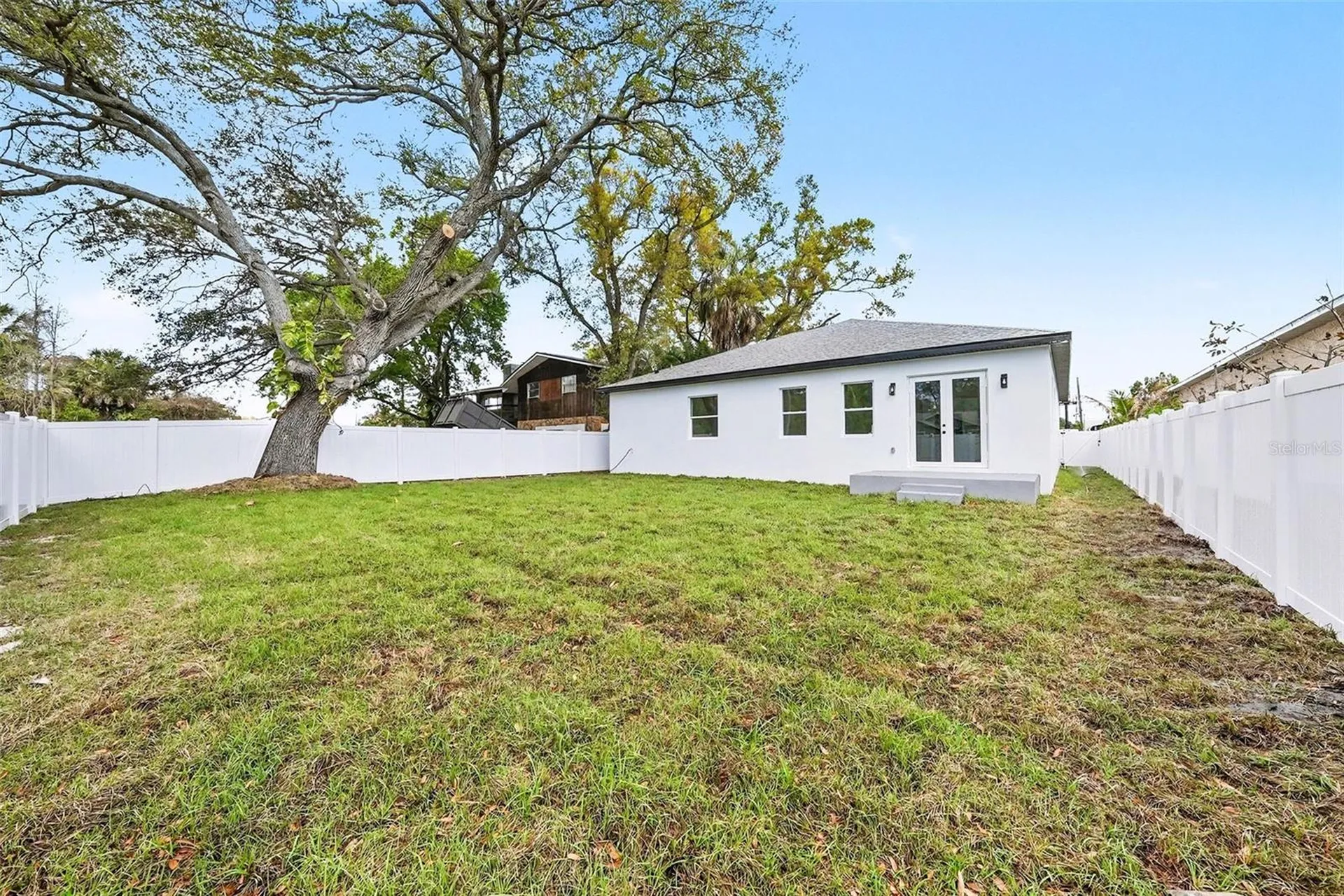 5240 66th Way N St Petersburg FL 33709