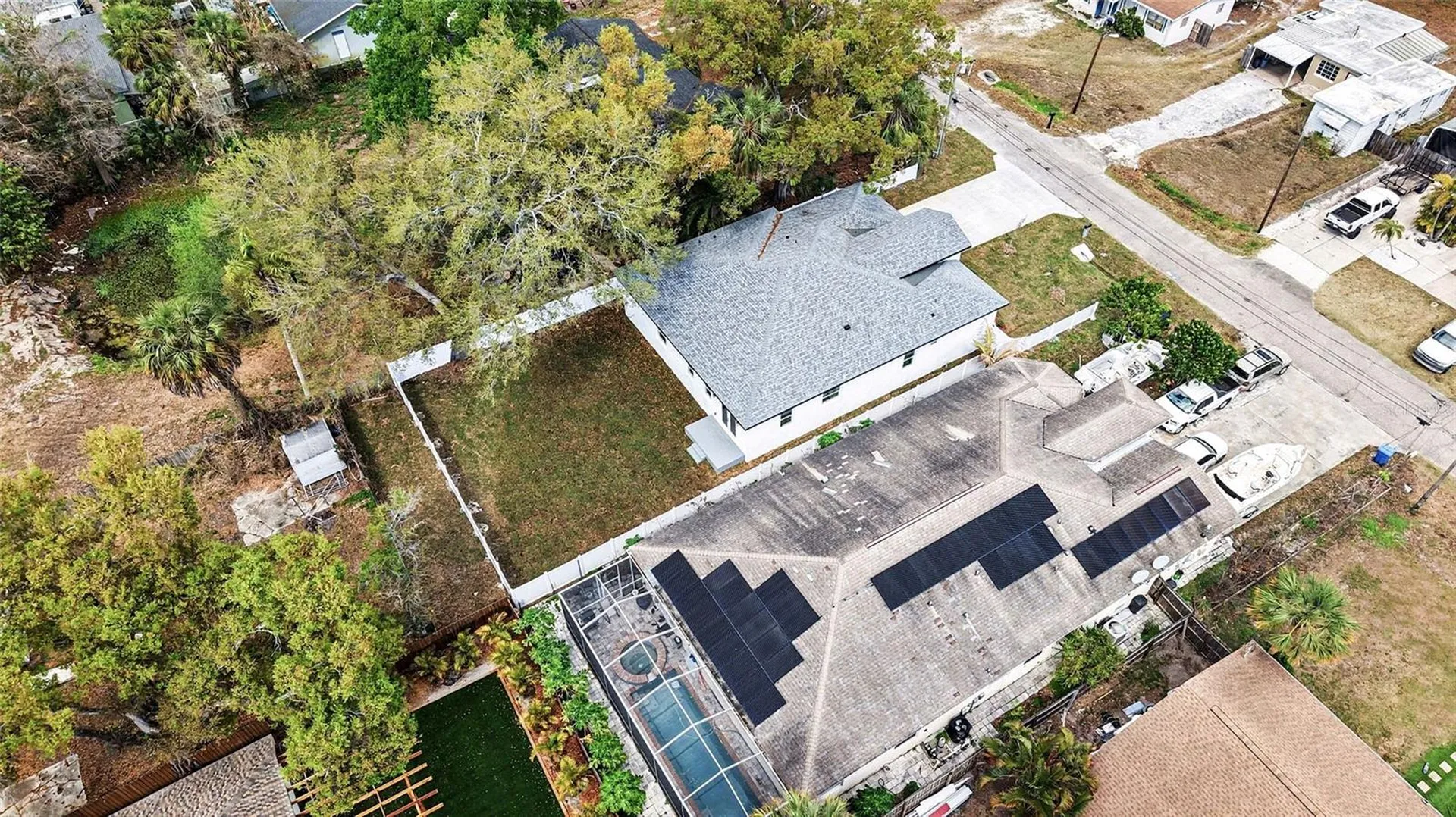 5240 66th Way N St Petersburg FL 33709