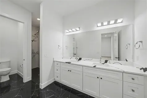 5240 66th Way N St Petersburg FL 33709