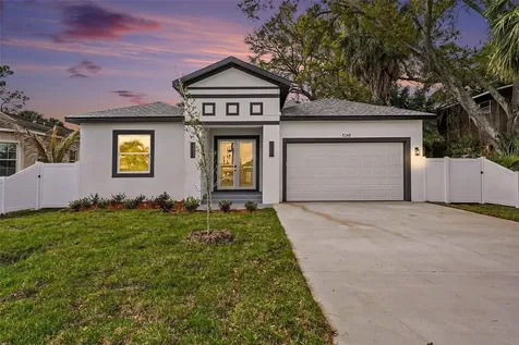 5240 66th Way N St Petersburg FL 33709