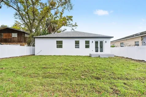 5240 66th Way N St Petersburg FL 33709