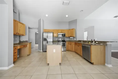 3209 Partridge Point Trail Valrico FL 33596