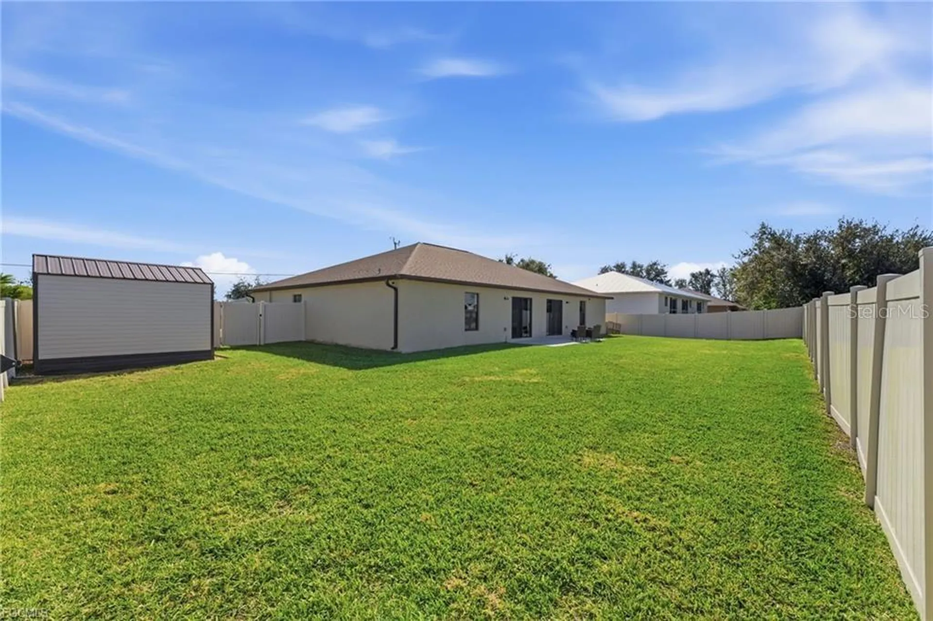 528 SE 5th Place Cape Coral FL 33990