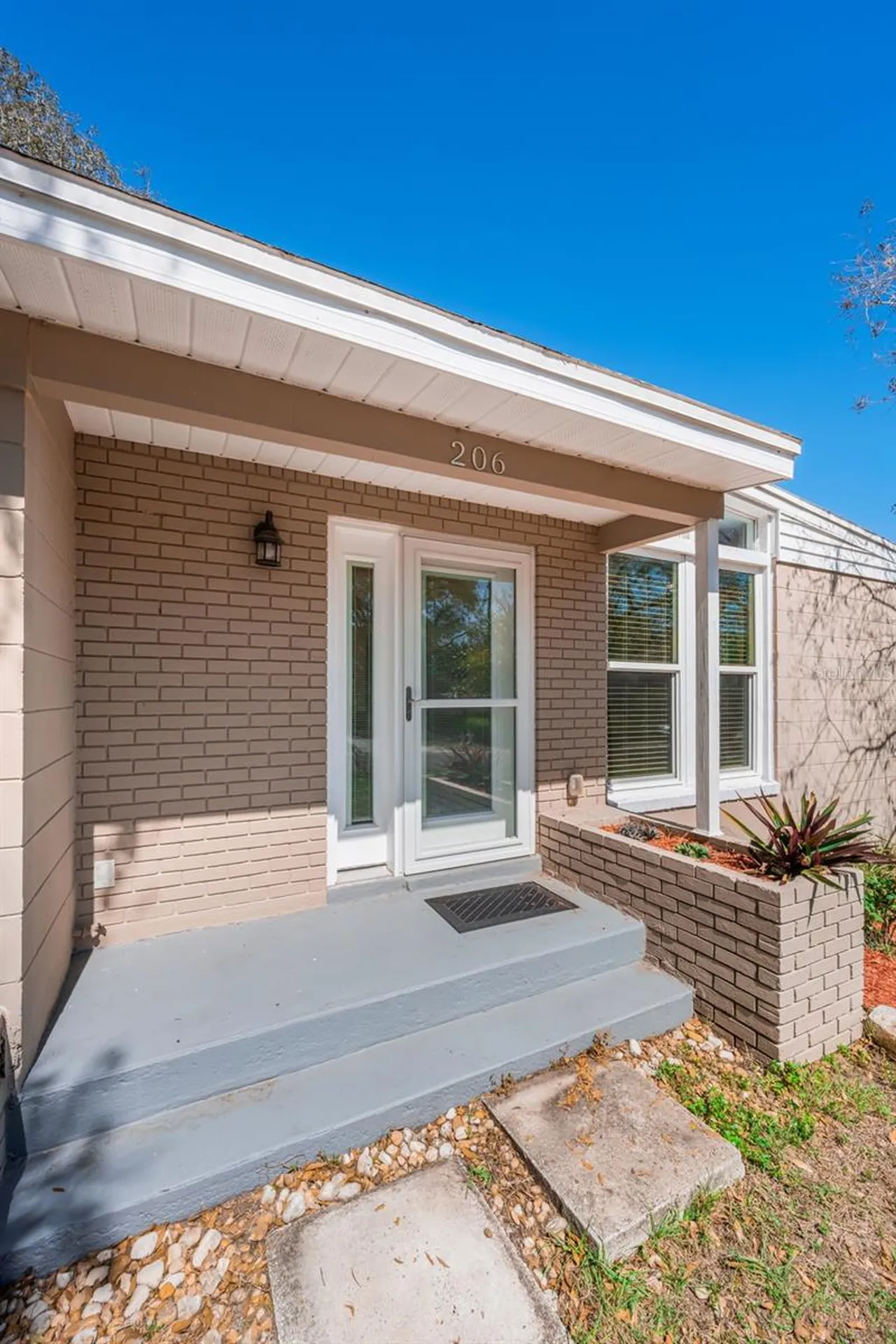 206 Linda Avenue Temple Terrace FL 33617