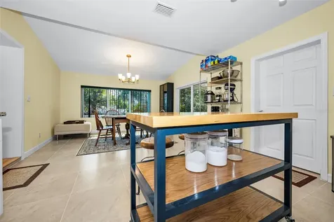 206 Linda Avenue Temple Terrace FL 33617