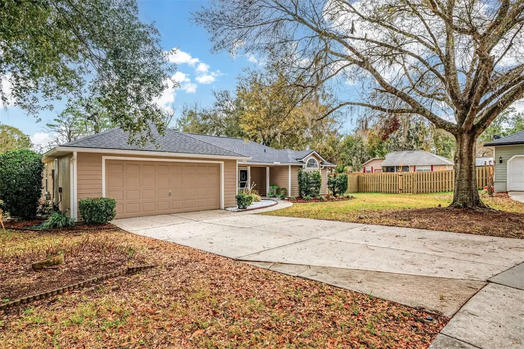 7602 SW 50th Road Gainesville FL 32608