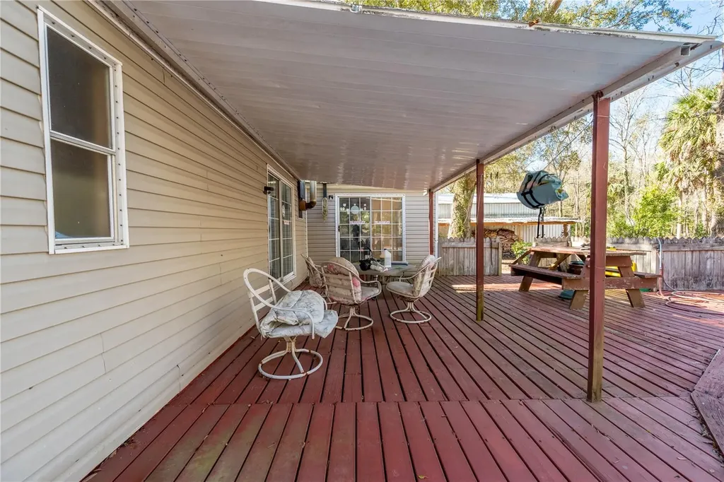 383 NE 355th Avenue Old Town FL 32680