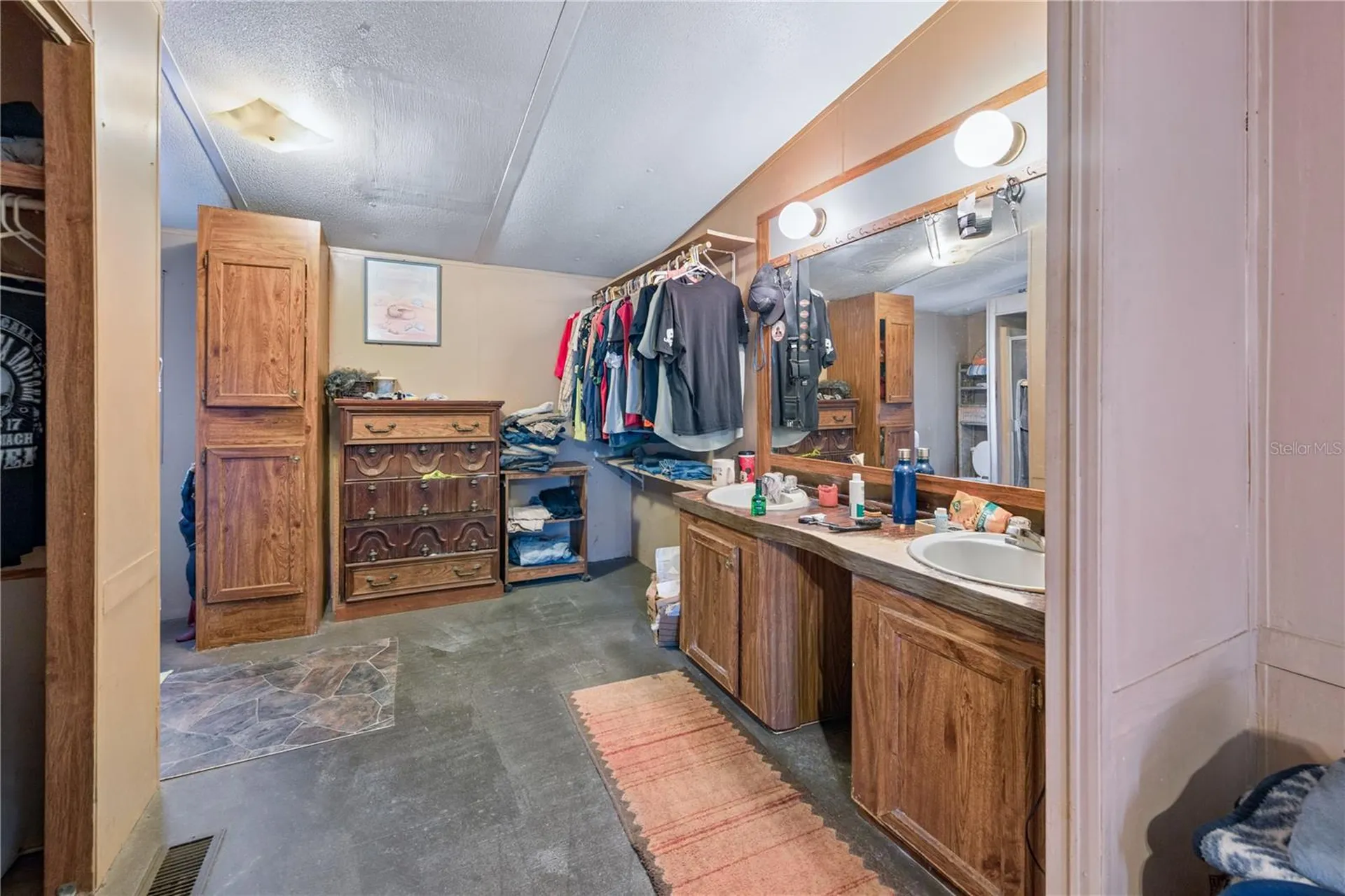 383 NE 355th Avenue Old Town FL 32680