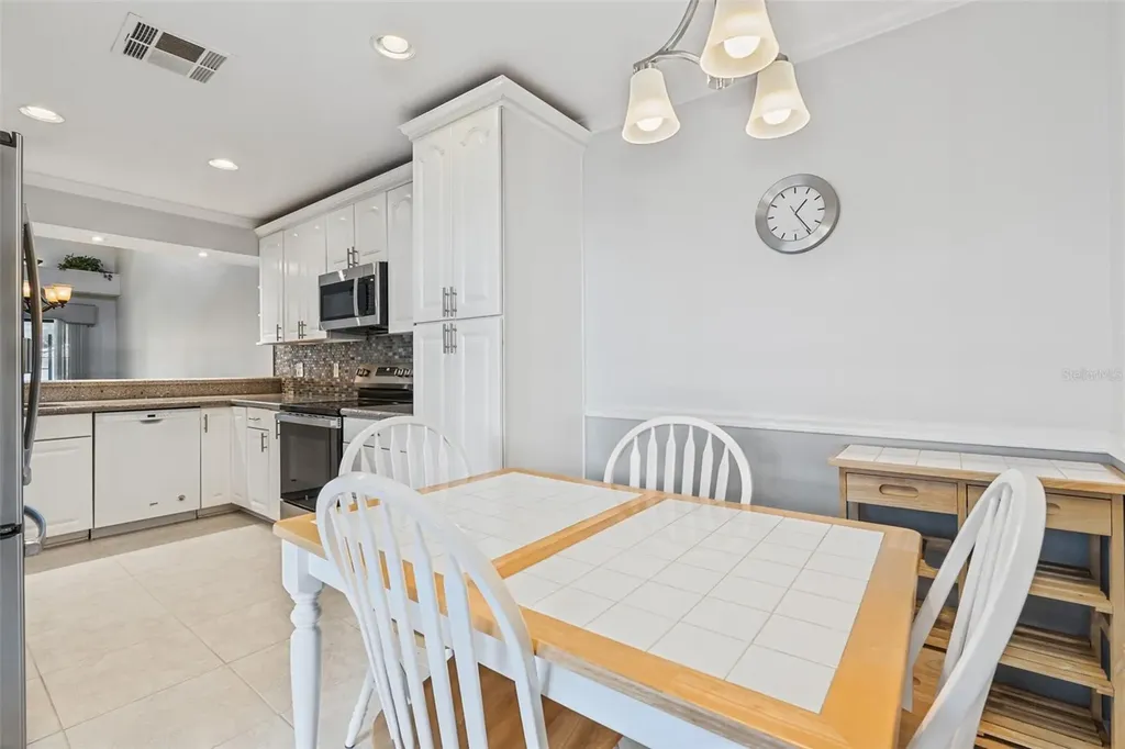 8230 Ambrose Cove Way Orlando FL 32819