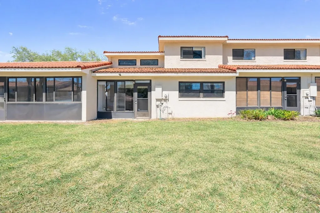 8230 Ambrose Cove Way Orlando FL 32819
