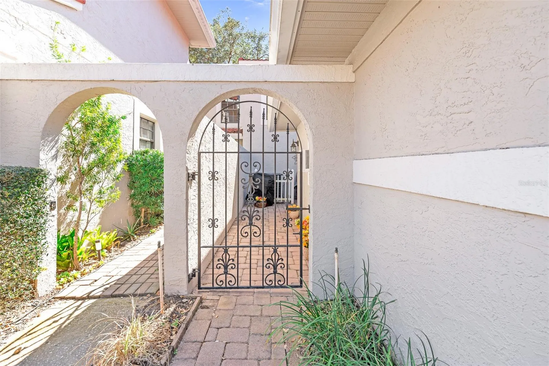 8230 Ambrose Cove Way Orlando FL 32819