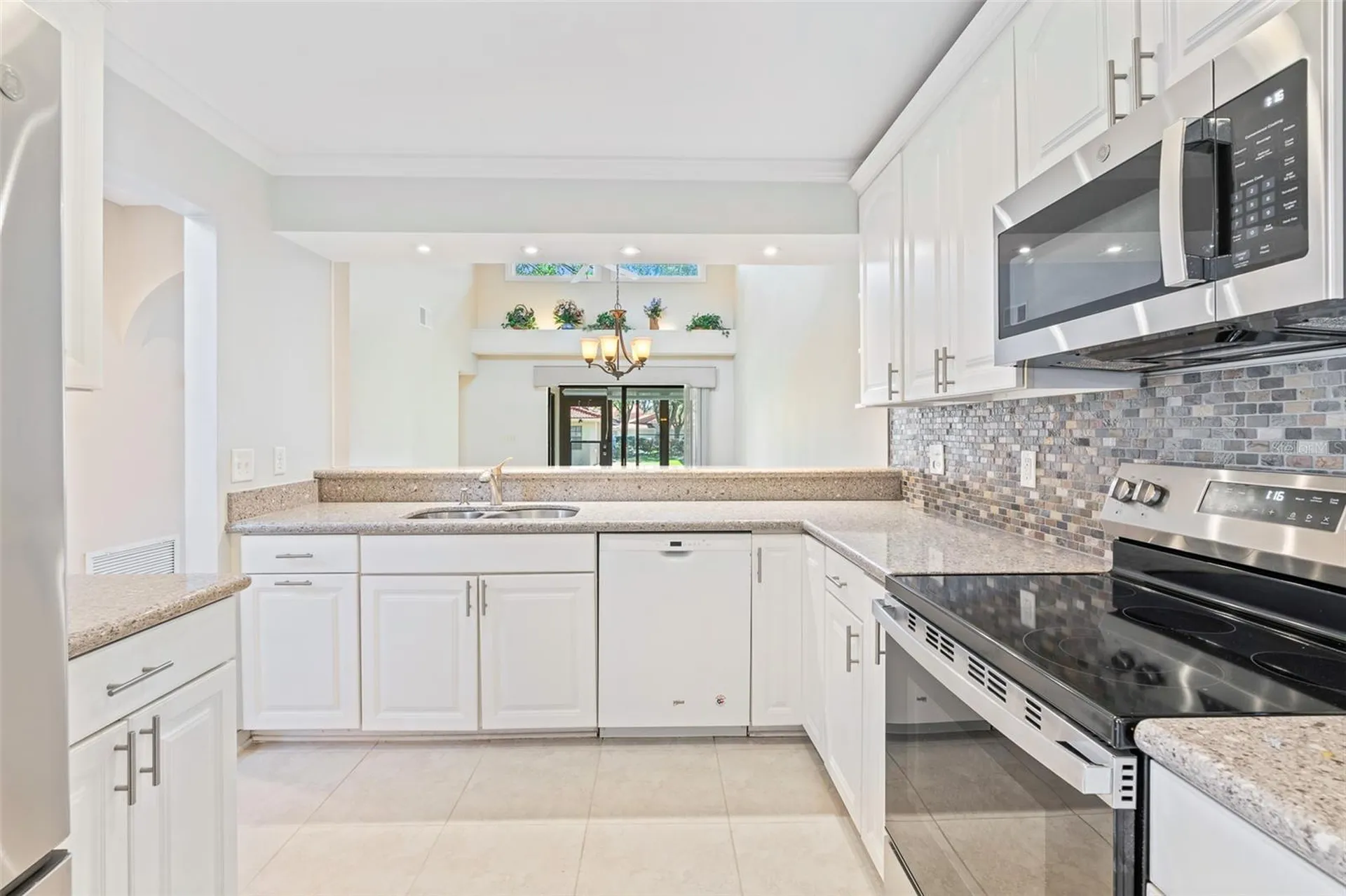8230 Ambrose Cove Way Orlando FL 32819