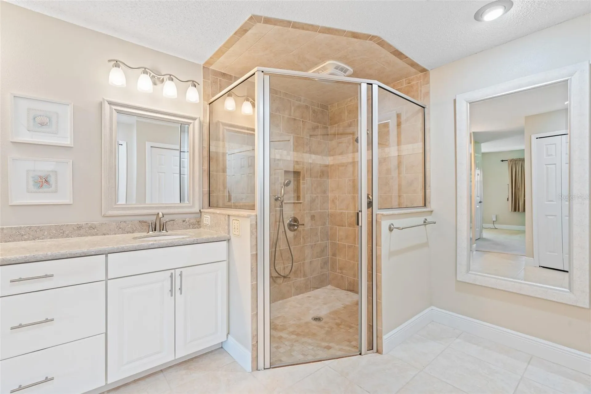 8230 Ambrose Cove Way Orlando FL 32819
