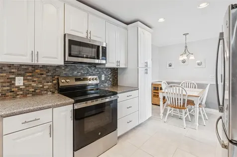 8230 Ambrose Cove Way Orlando FL 32819