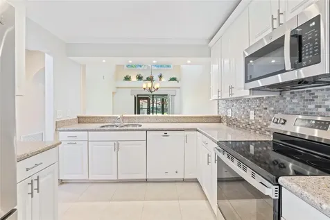 8230 Ambrose Cove Way Orlando FL 32819