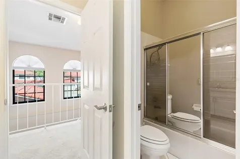8230 Ambrose Cove Way Orlando FL 32819