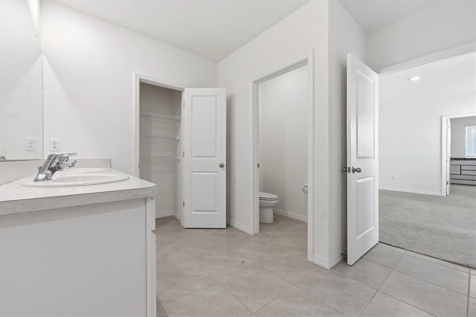 5608 Wandering Willow Drive Wesley Chapel FL 33545