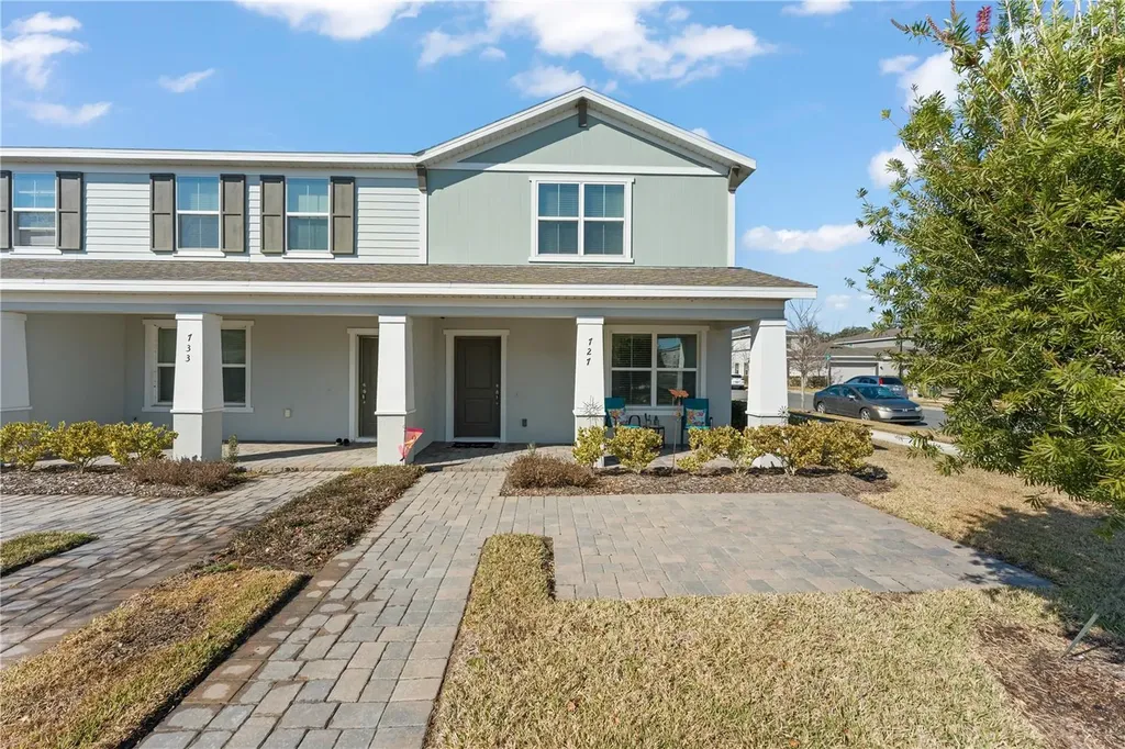 727 Costa Lane Debary FL 32713