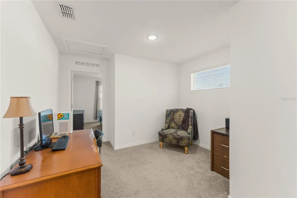 727 Costa Lane Debary FL 32713