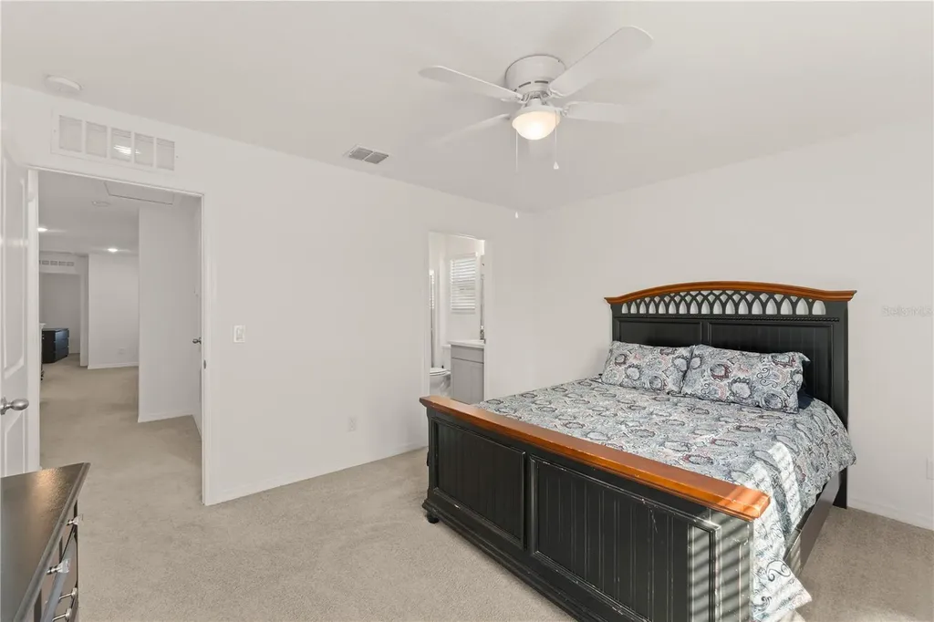 727 Costa Lane Debary FL 32713