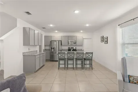 727 Costa Lane Debary FL 32713