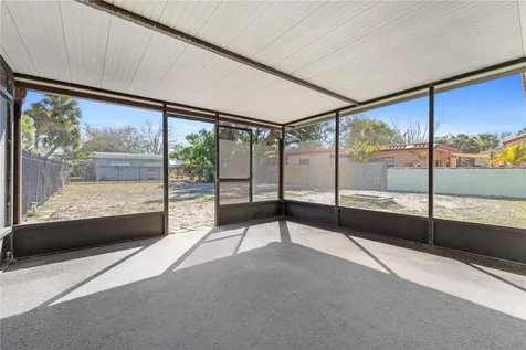 401 Nassau Street S Venice FL 34285
