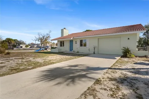 401 Nassau Street S Venice FL 34285