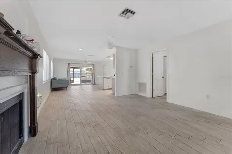 401 Nassau Street S Venice FL 34285