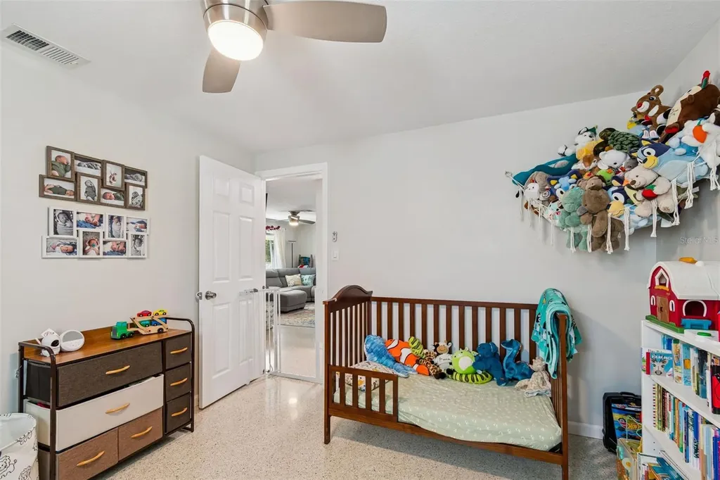 5945 62nd Avenue N Pinellas Park FL 33781
