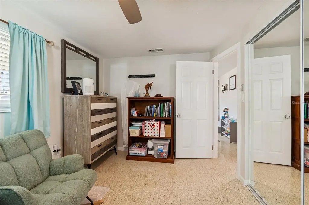 5945 62nd Avenue N Pinellas Park FL 33781