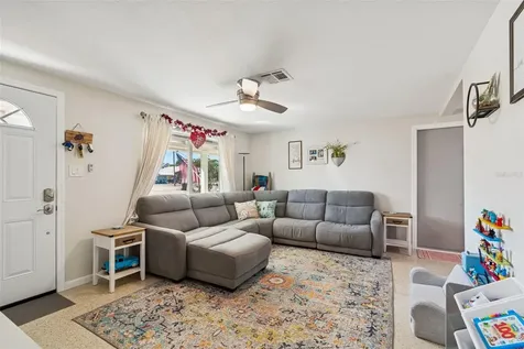 5945 62nd Avenue N Pinellas Park FL 33781