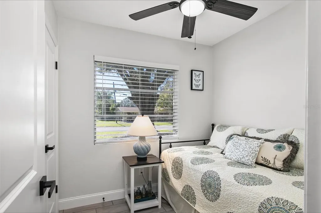 2405 48th Avenue W Bradenton FL 34207