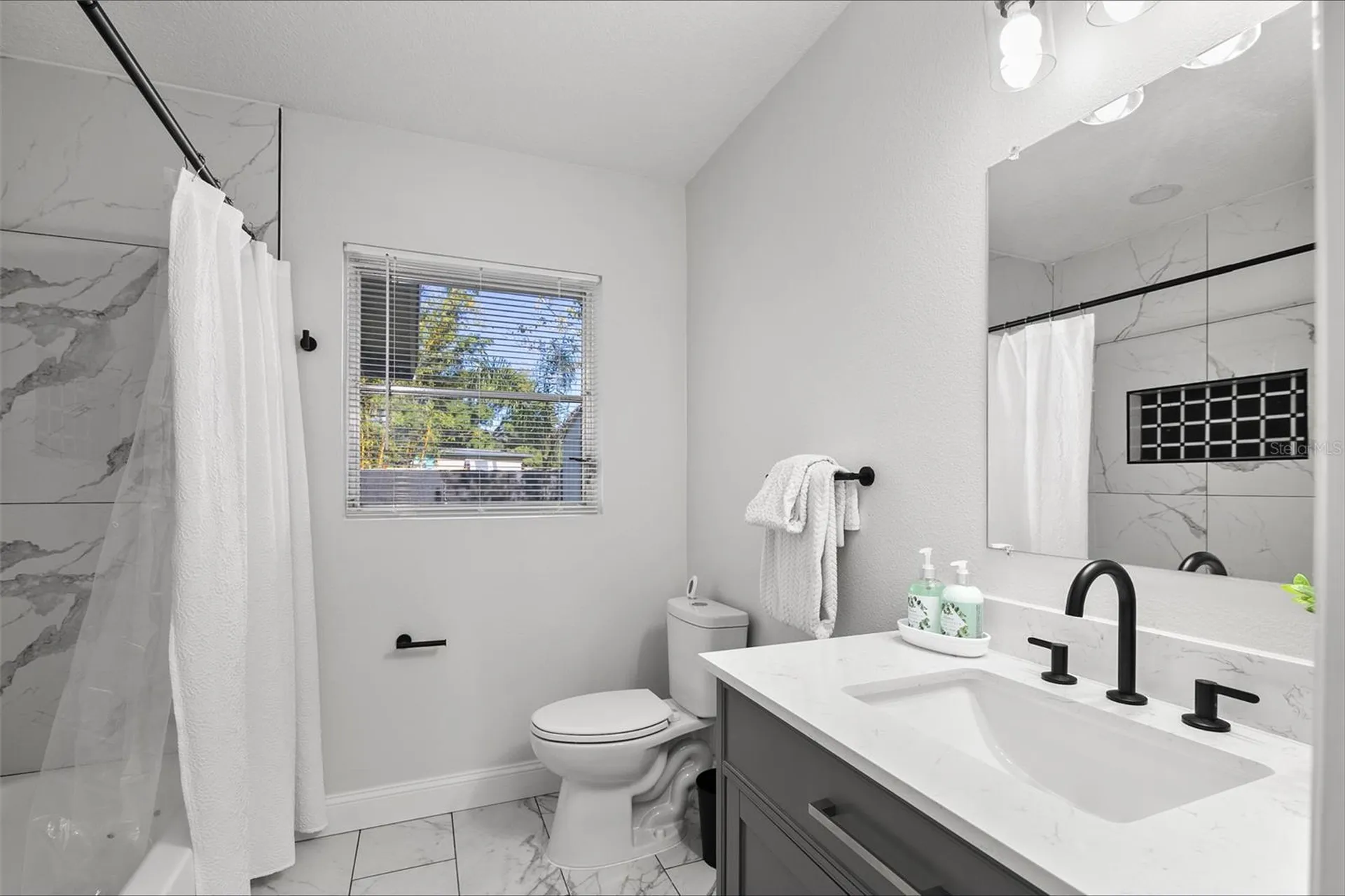 2405 48th Avenue W Bradenton FL 34207