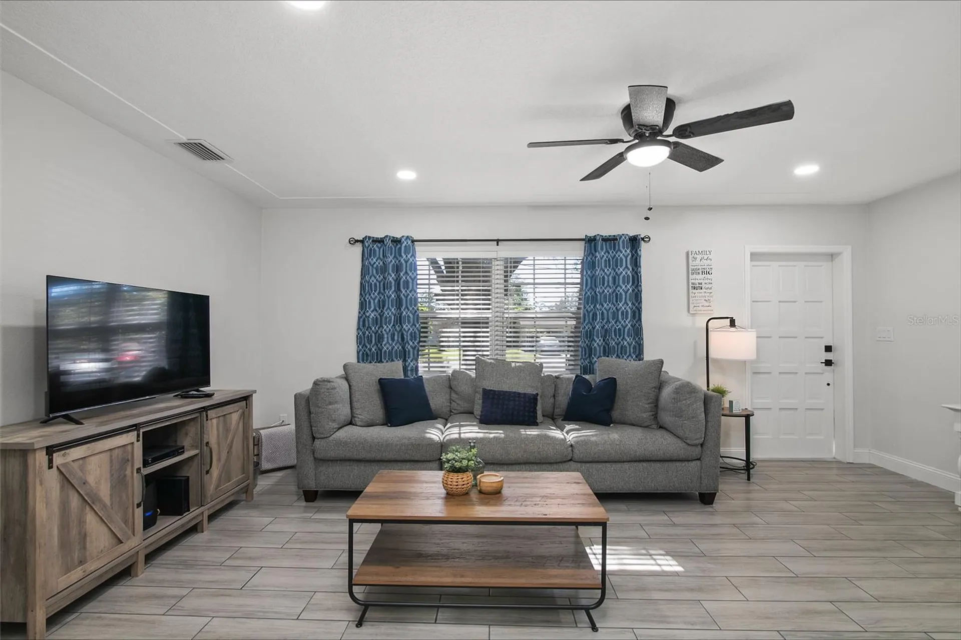2405 48th Avenue W Bradenton FL 34207