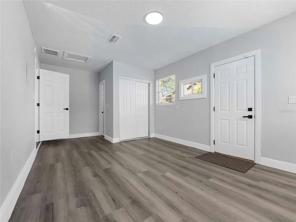 10804 N 53rd Street Temple Terrace FL 33617