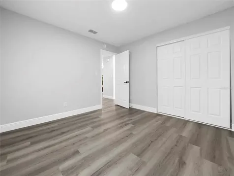 10804 N 53rd Street Temple Terrace FL 33617