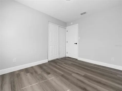 10804 N 53rd Street Temple Terrace FL 33617