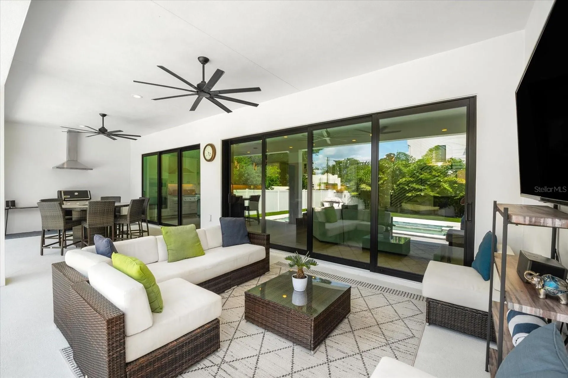 2707 Ridgewood Avenue Tampa FL 33602