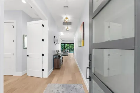 2707 Ridgewood Avenue Tampa FL 33602