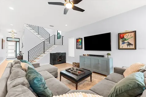 2707 Ridgewood Avenue Tampa FL 33602