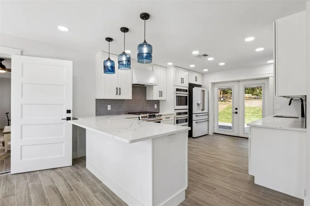 118 N Grandview Street Mount Dora FL 32757