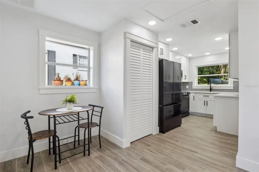 118 N Grandview Street Mount Dora FL 32757
