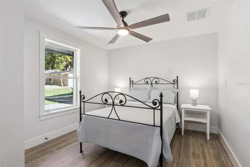 118 N Grandview Street Mount Dora FL 32757