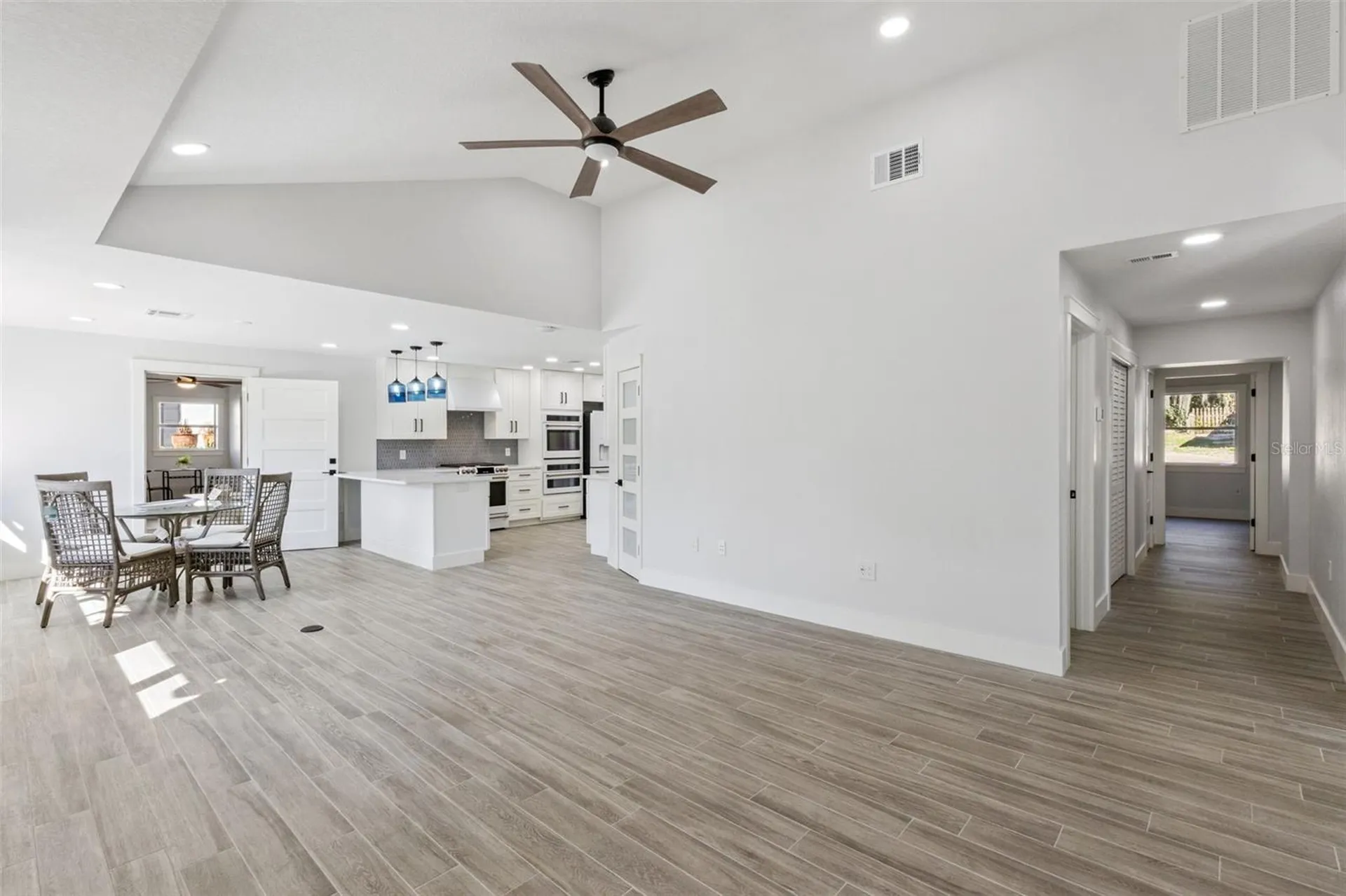 118 N Grandview Street Mount Dora FL 32757