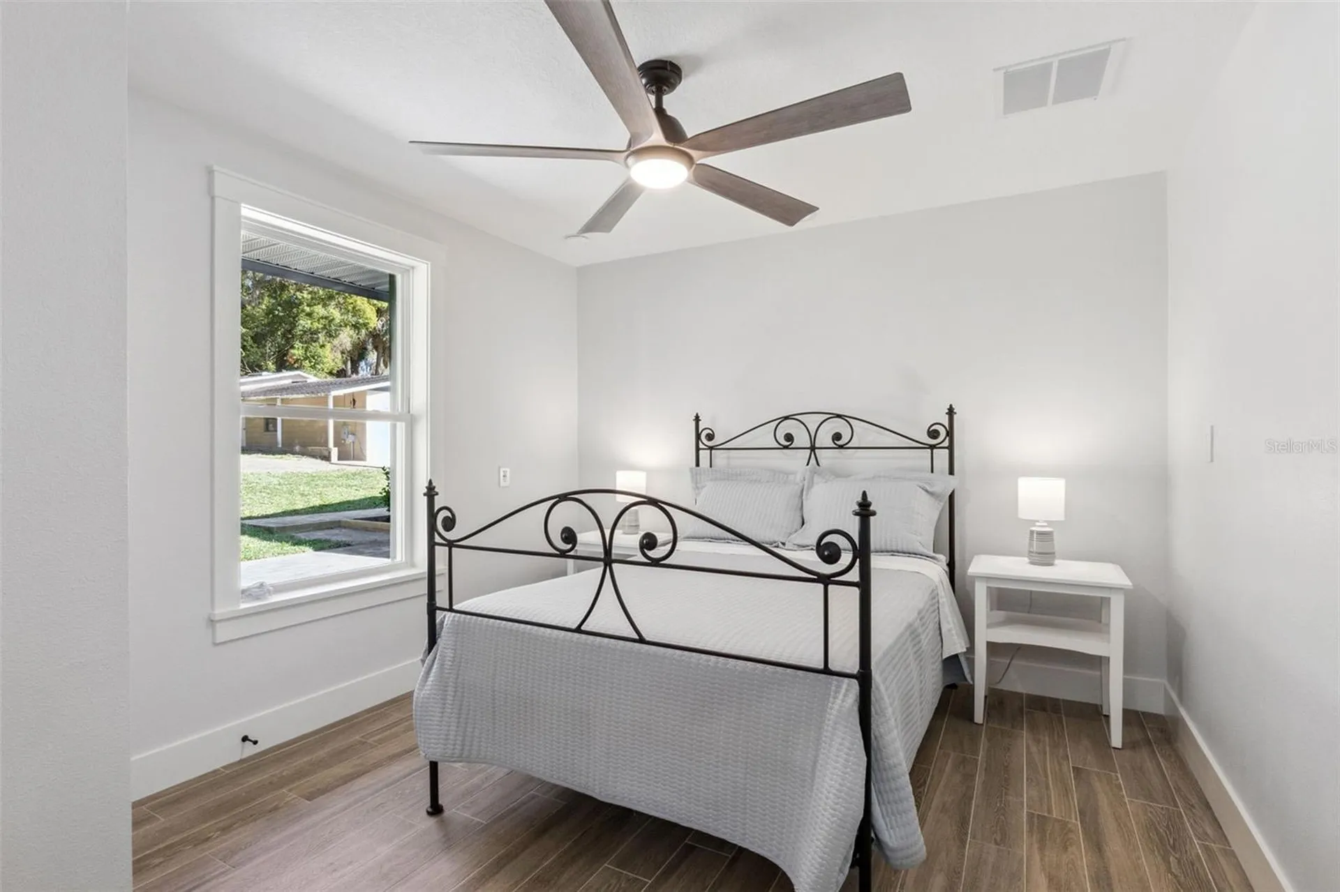 118 N Grandview Street Mount Dora FL 32757